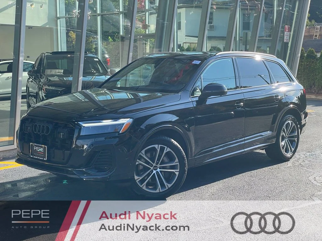 2026 Audi Q7 Premium