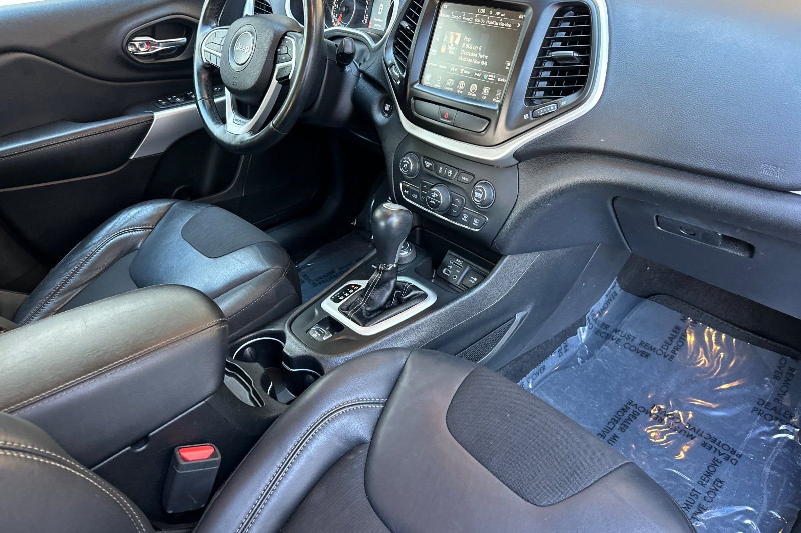 2018 Jeep Cherokee Latitude Plus - Photo 16