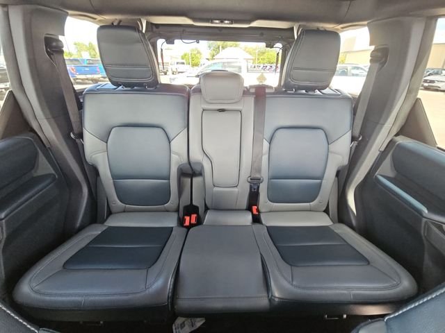 Used 2023 Blue Ford Outer Banks image 26