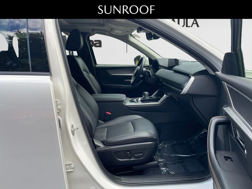 Used 2026 White Mazda 3.3 Turbo Preferred image 14