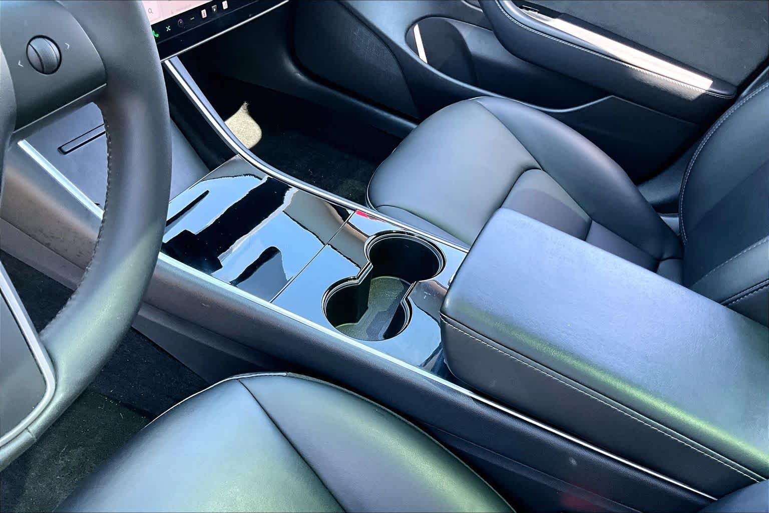 Used 2020 Red Multi-Coat Tesla Standard Range Plus image 13