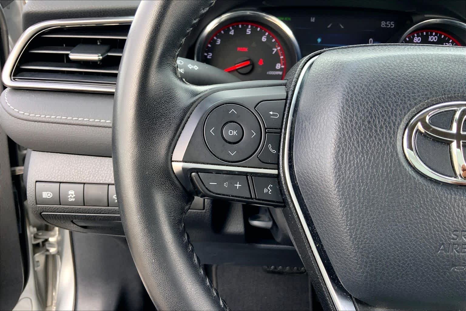 Used 2019 Celestial Silver/Midnight Black Metallic Toyota XSE image 23