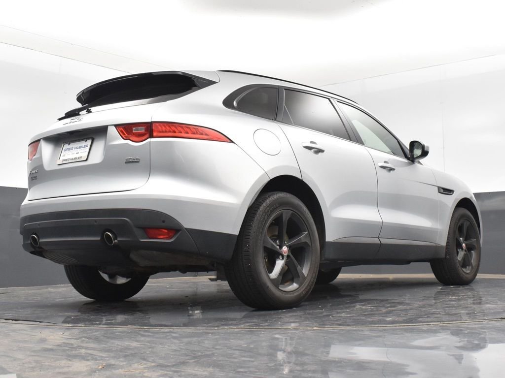 Used 2019 Silver Jaguar 25t Premium image 21