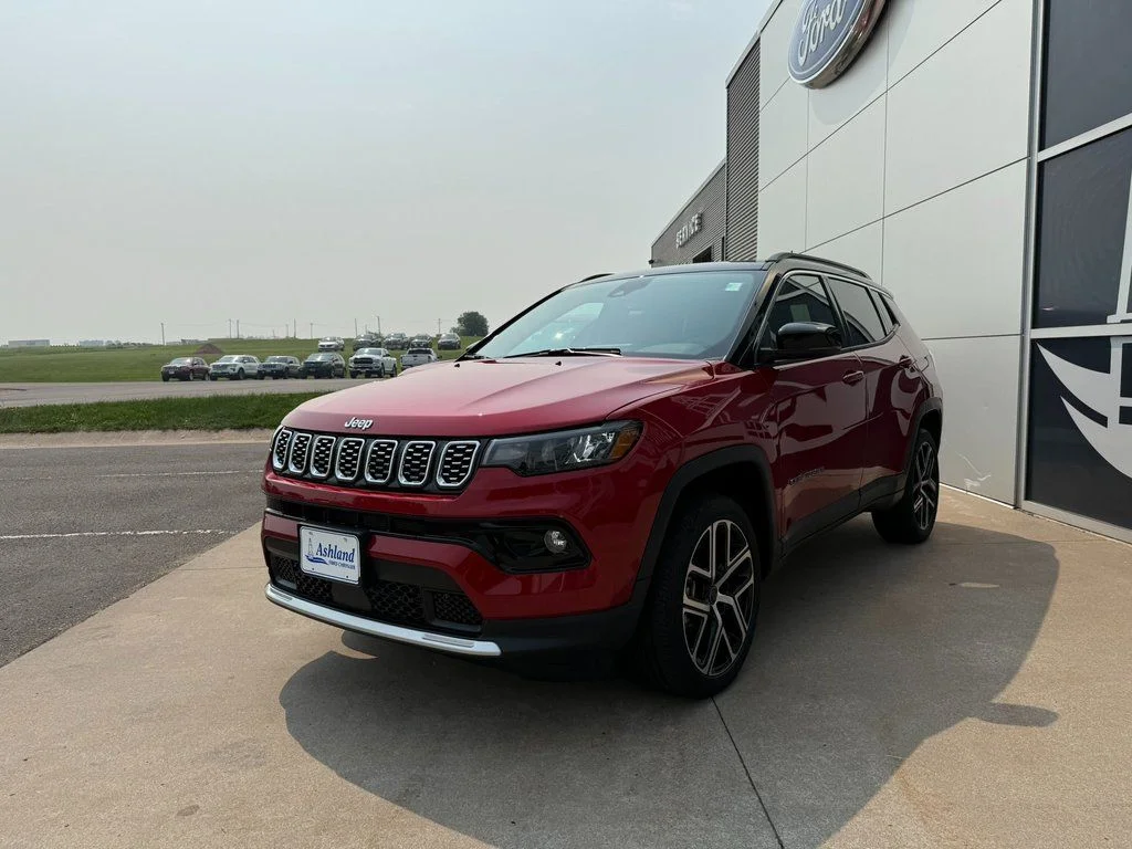 2025 Jeep Compass Limited - Photo 8