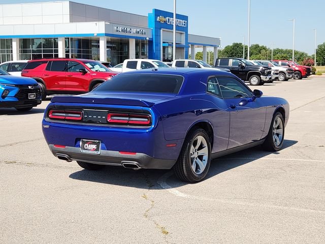 Used 2019 Blue Dodge SXT image 7