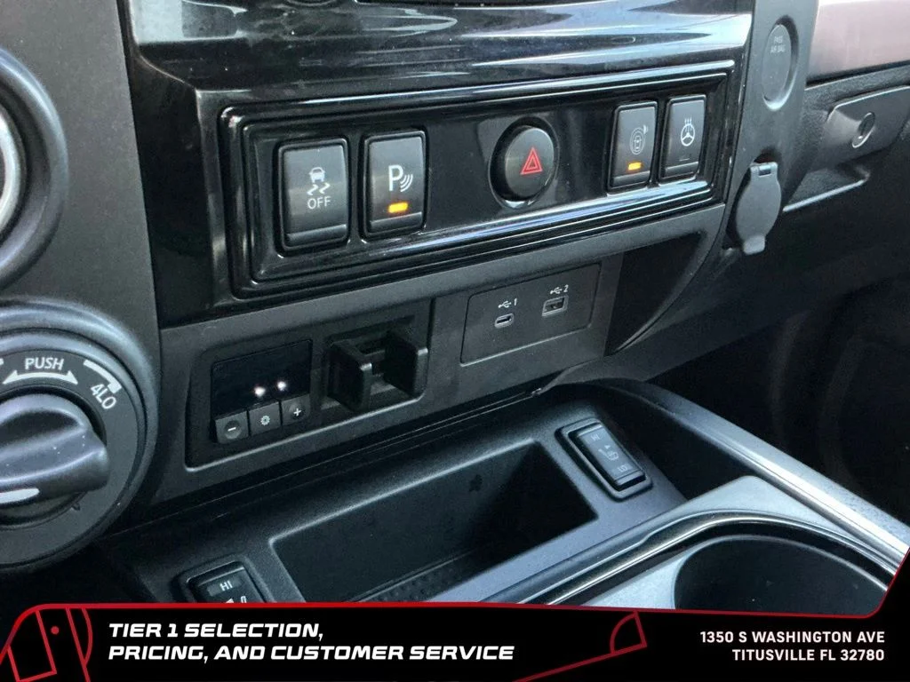 Used 2023 Black Nissan PRO-4X image 38