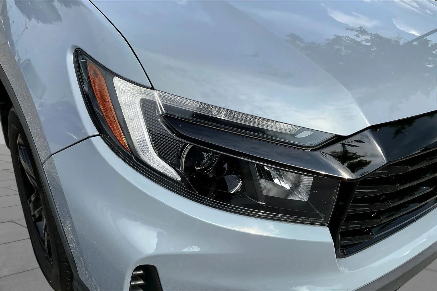 Used 2022 Sonic Gray Pearl Honda Black Edition image 28