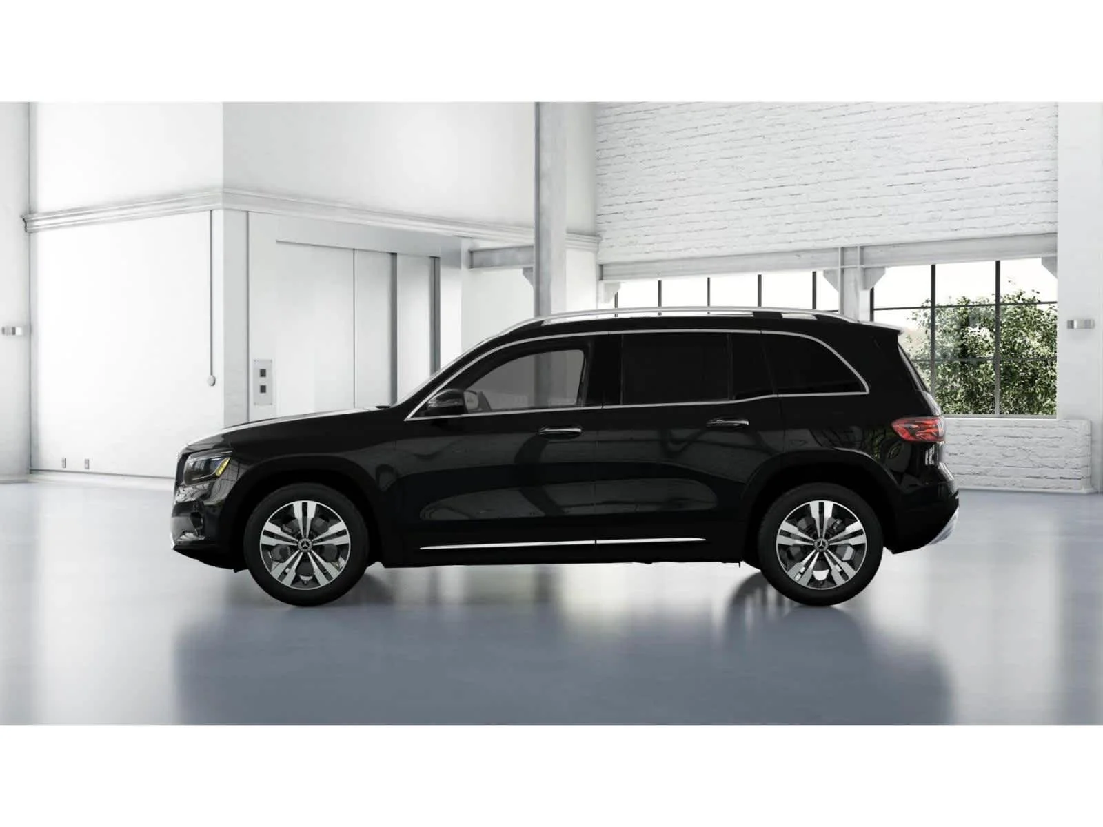 Used 2025 Night Black Mercedes-Benz GLB 250 image 33