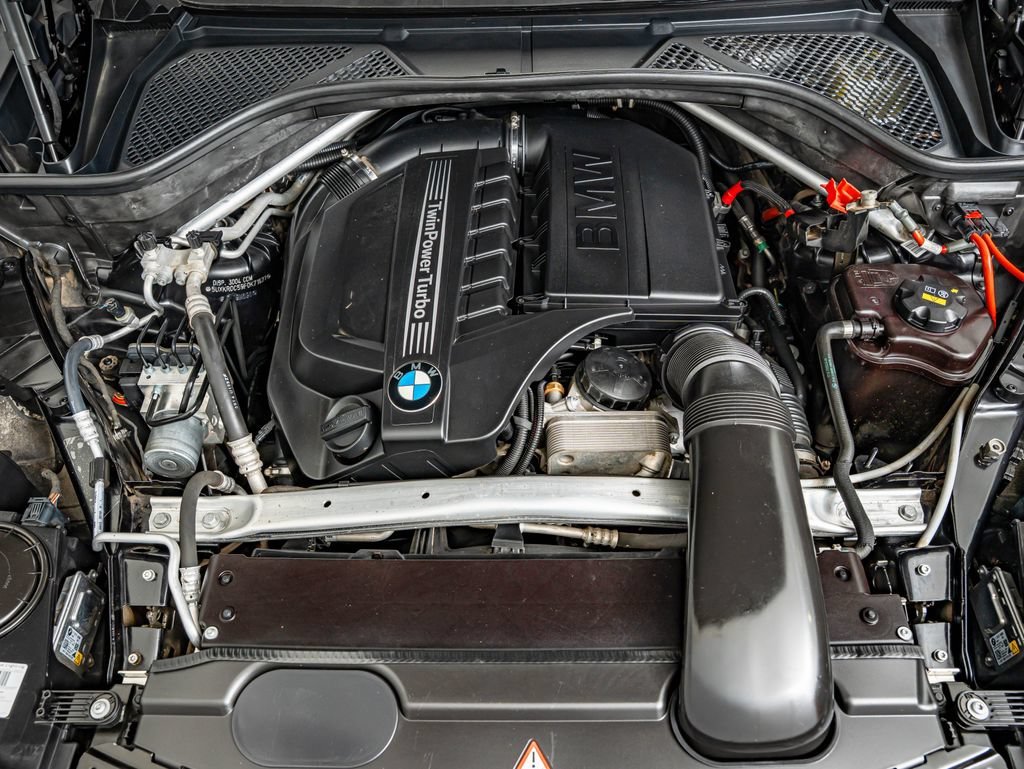 Used 2015 Black Sapphire Metallic BMW xDrive35i image 45