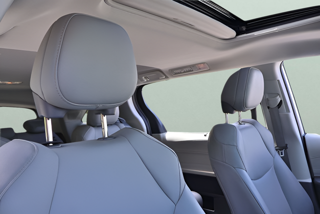 Used 2023 Silver Toyota XLE image 26