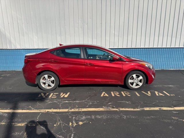 Used 2012 Red Allure Hyundai GLS image 2