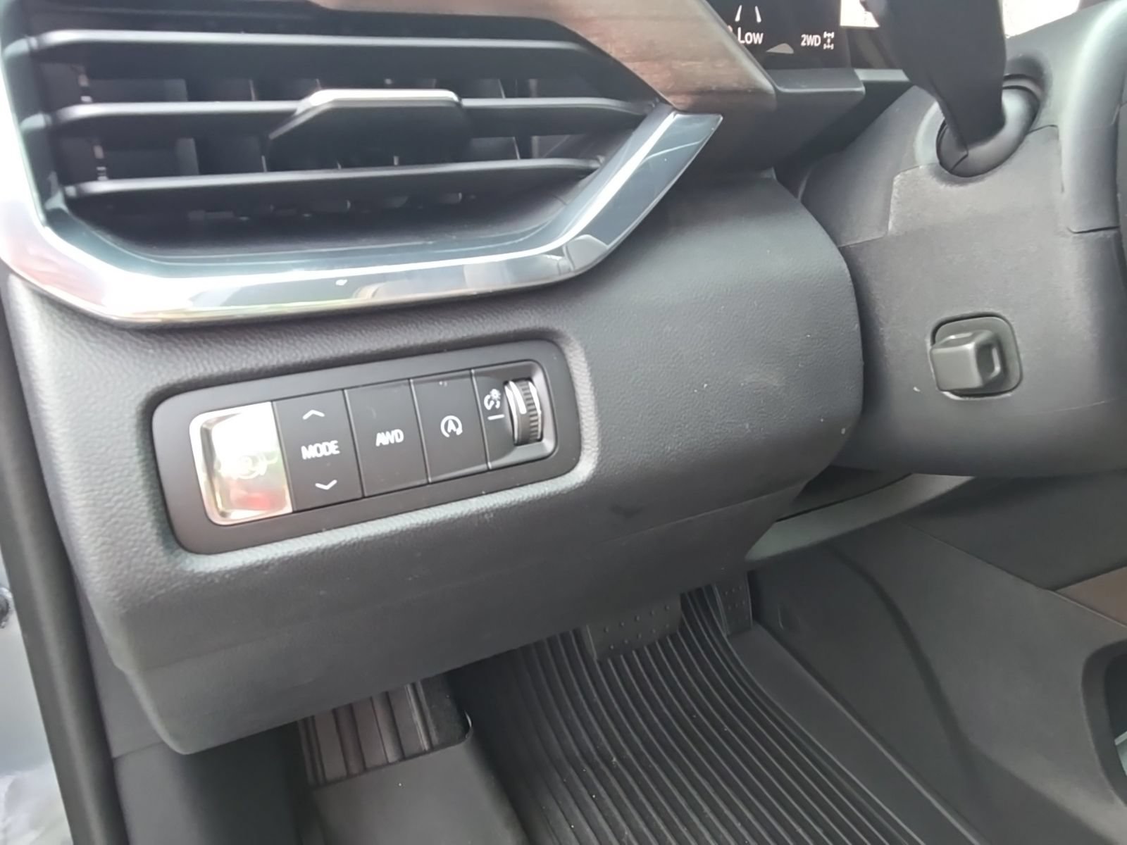 New 2026 Sterling Metallic GMC Denali Ultimate image 34