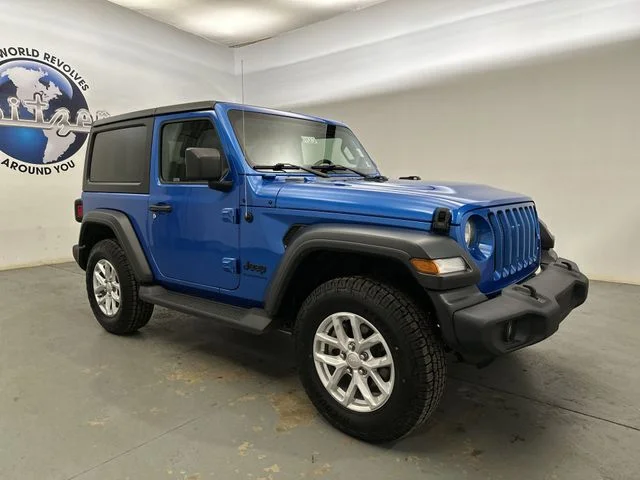 Used 2023 Blue Jeep Sport S image 13