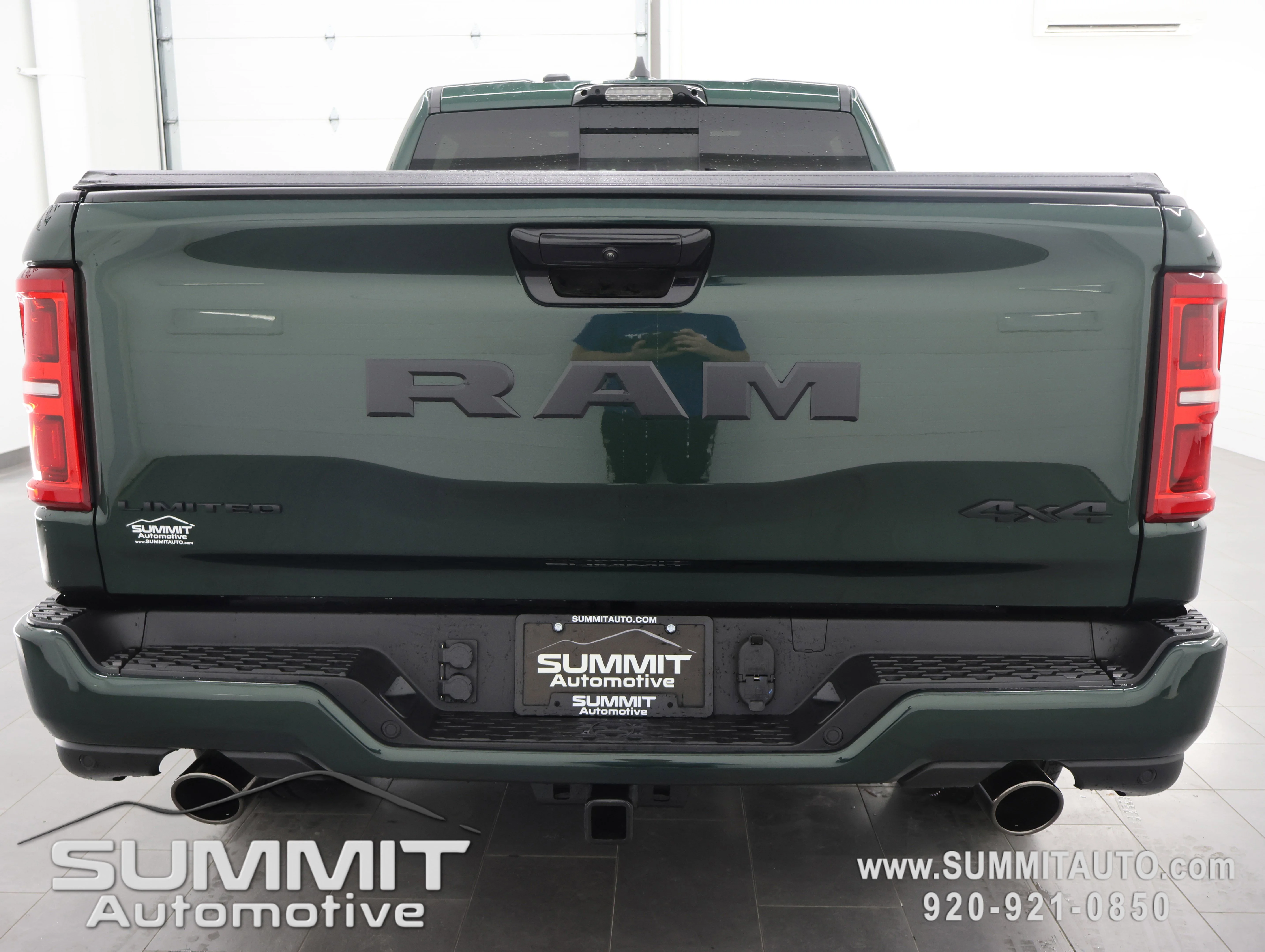 New 2026 Serrano-Green Metallic Exterior Paint RAM Limited image 31
