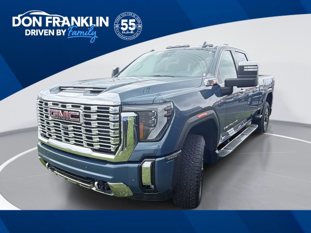 2026 GMC Sierra 4WD Crew Cab Standard Box Denali's photo