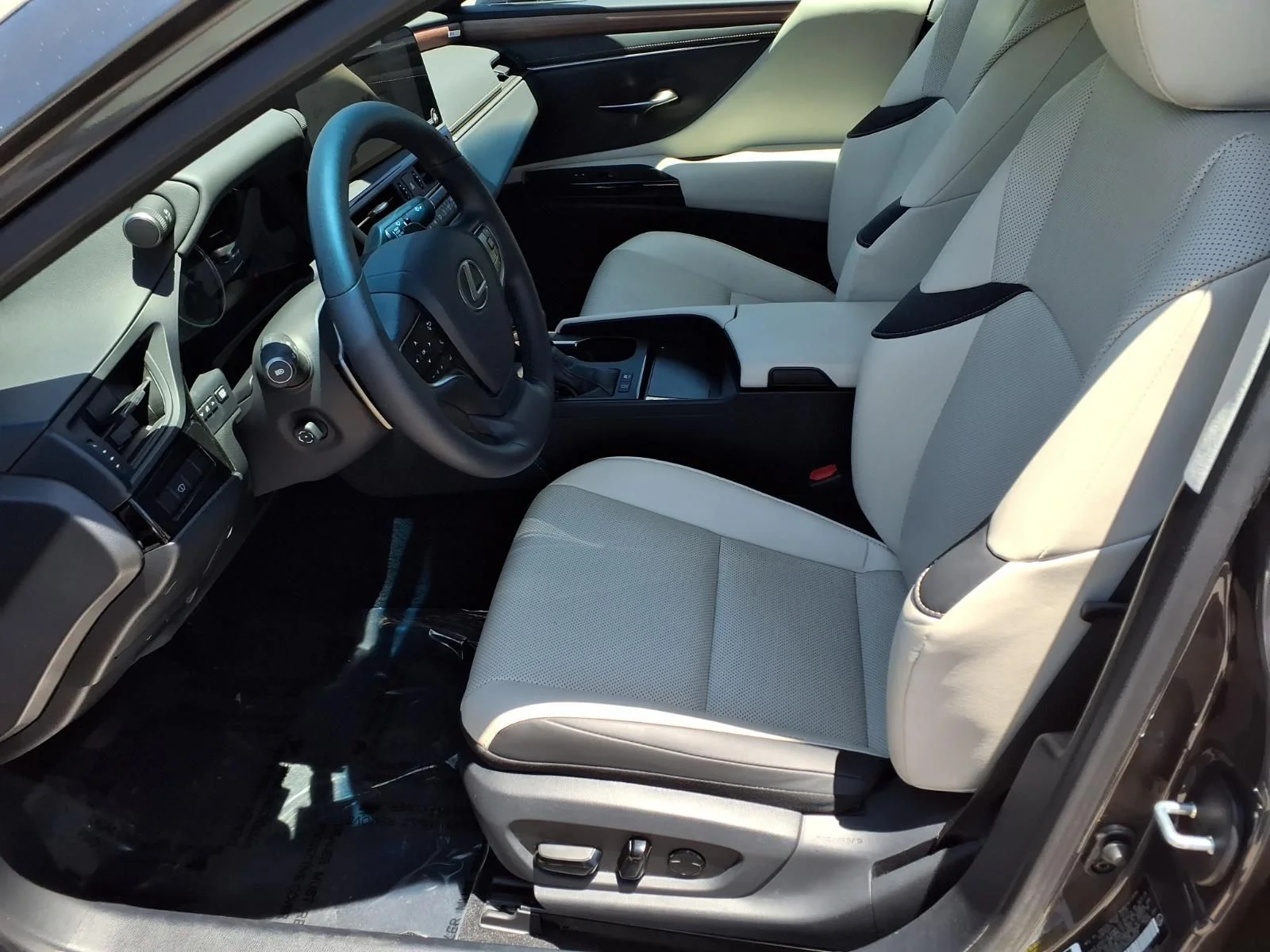 Used 2025 Gray Lexus 300h image 18