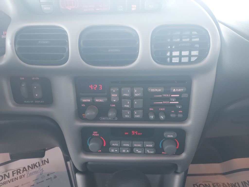 Used 2000 Silver Pontiac GTP image 21