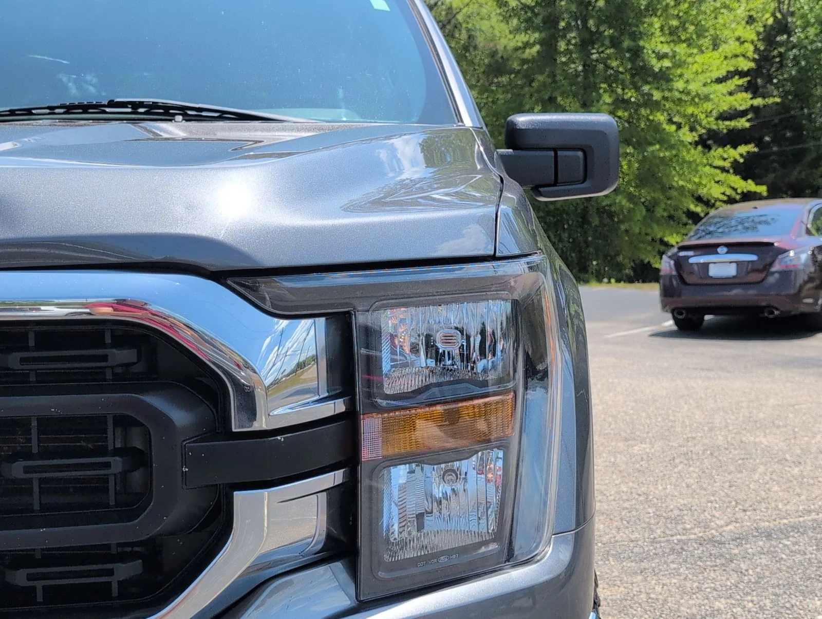 Used 2023 Gray Ford XLT image 12