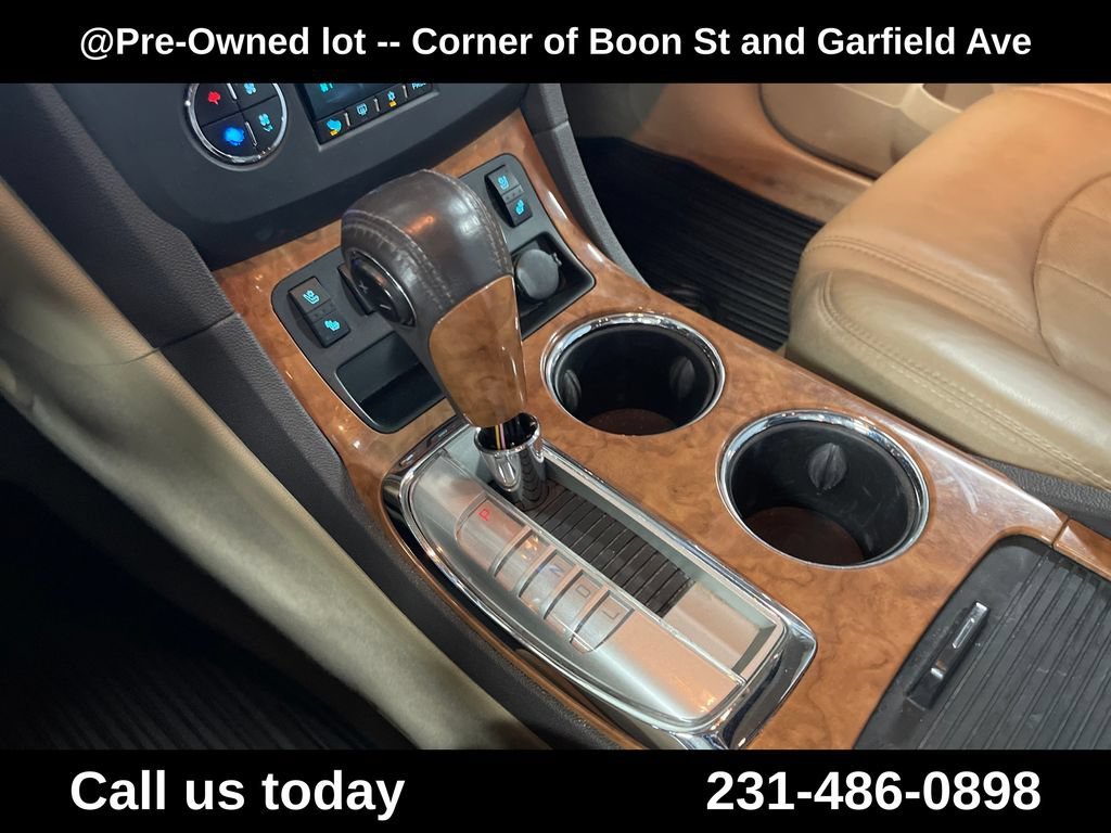 Used 2009 Gold Mist Metallic Buick CXL image 24