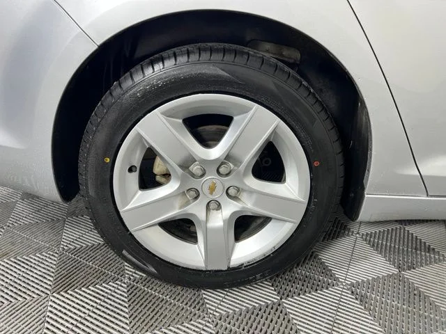 Used 2012 Silver Chevrolet LS image 38