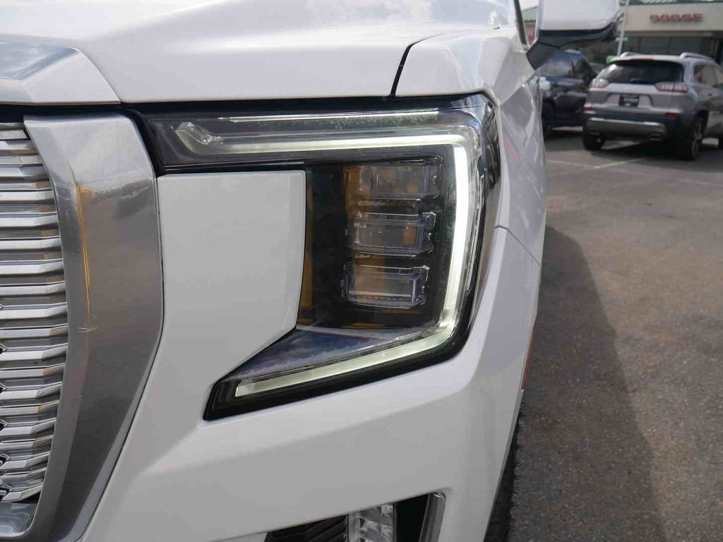Used 2024  GMC Denali image 24