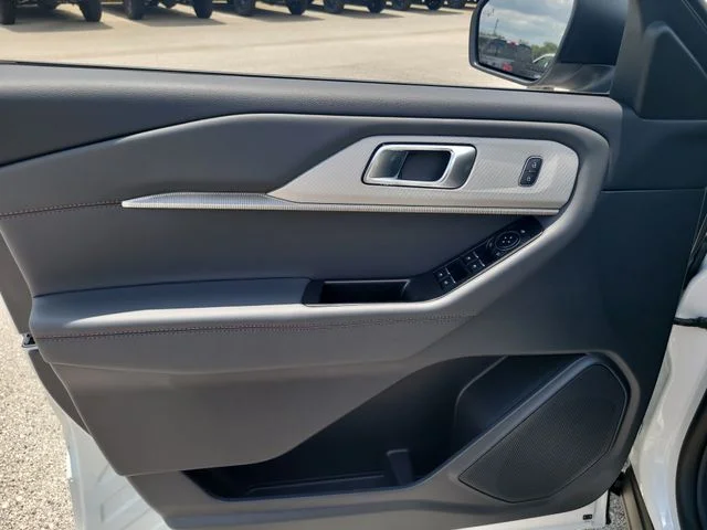 New 2026 White Metallic Ford Active image 17