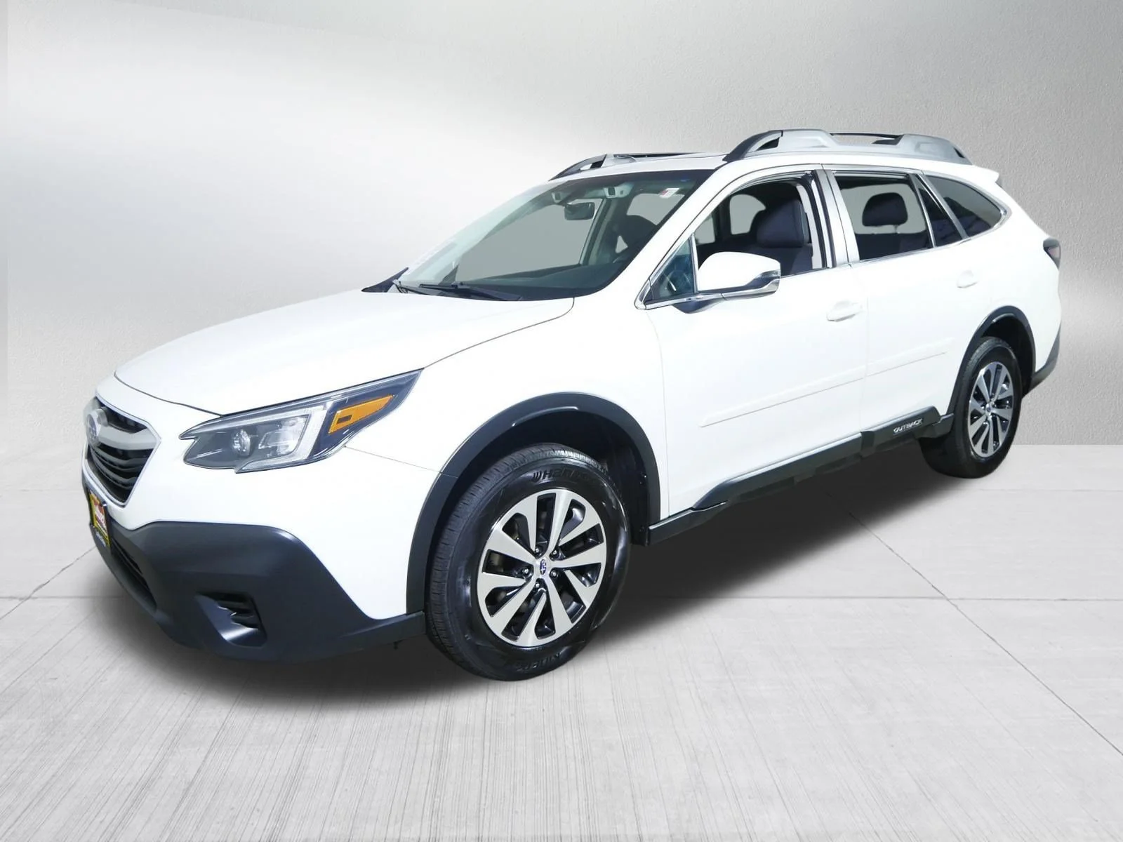 Used 2022 Crystal White Pearl Subaru Premium image 3