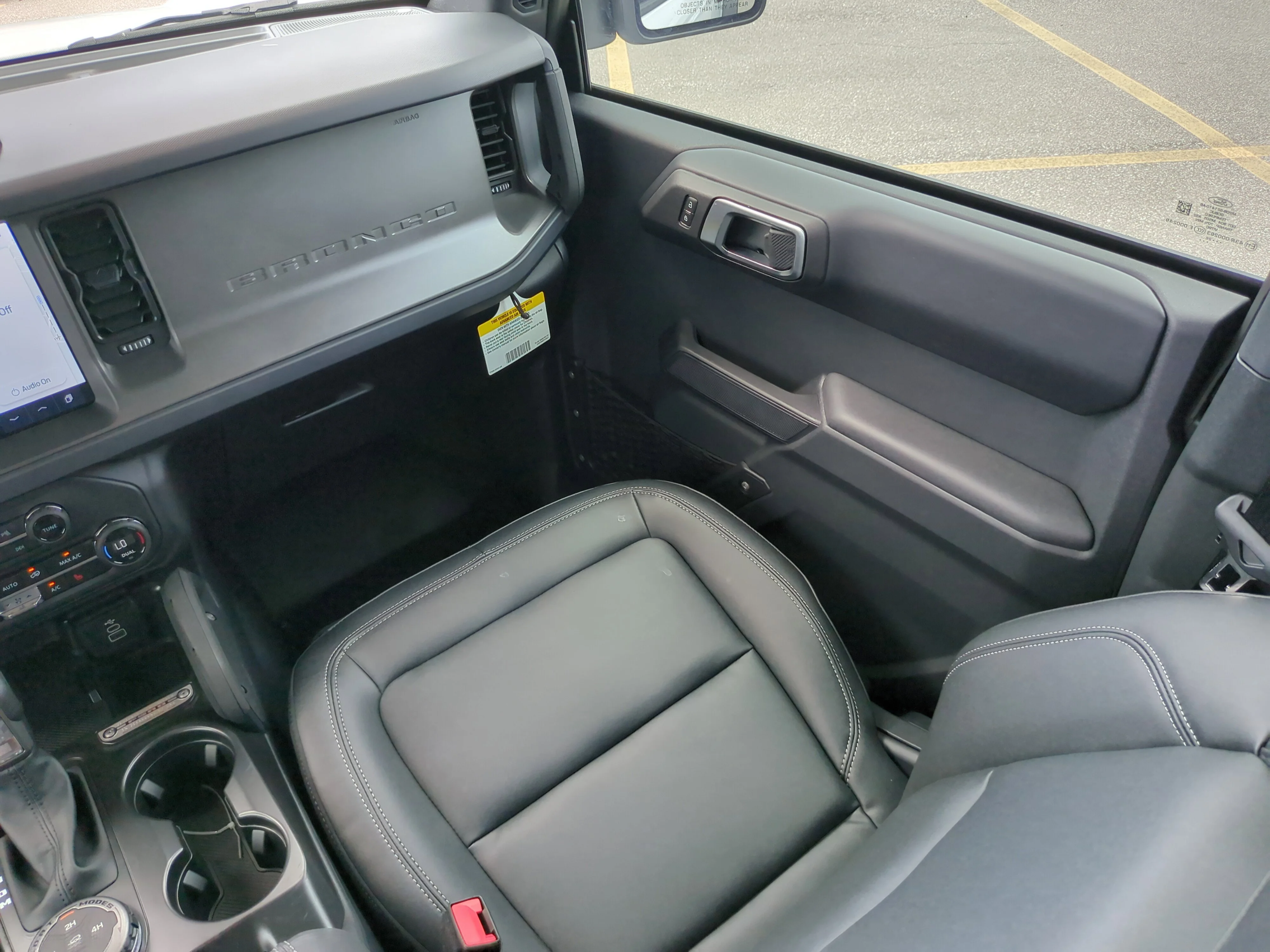 New 2026 Oxford White Ford Badlands® image 15