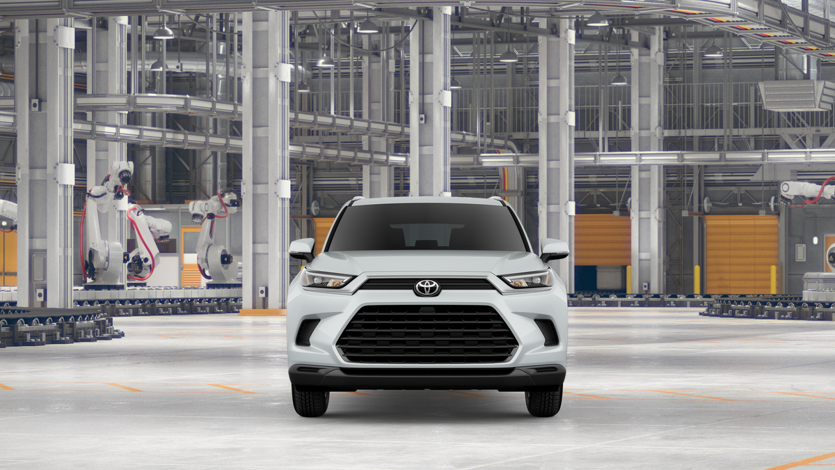 New 2026 Wind Chill Pearl Toyota XLE image 17