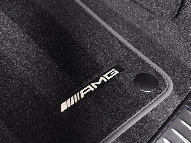 New 2026 MANUFAKTUR Moonlight White Magno Mercedes-Benz GLE 53 AMG® image 102