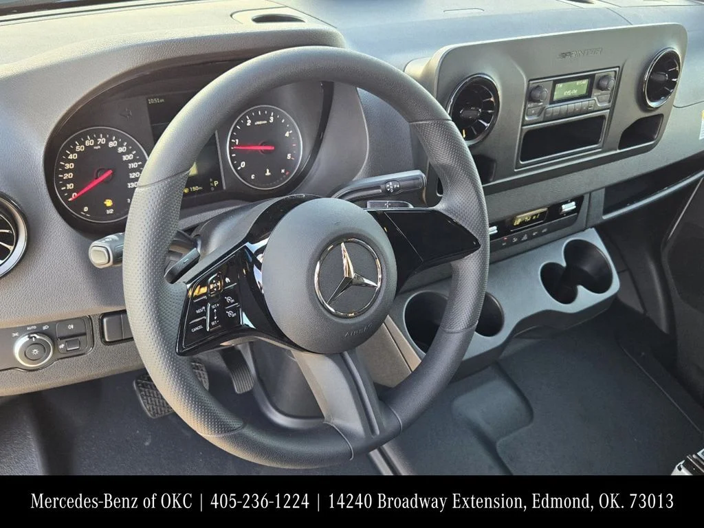 Used 2025 White Mercedes-Benz Cargo 170 WB image 27