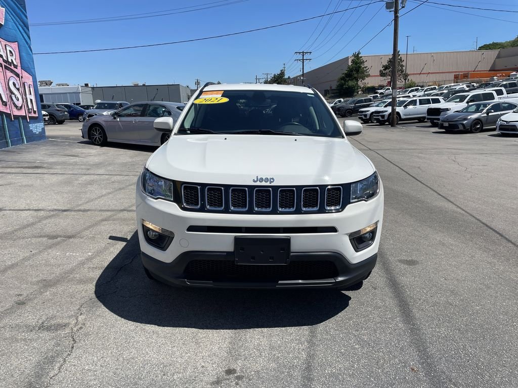 Certified Used 2021 White Jeep Latitude image 5
