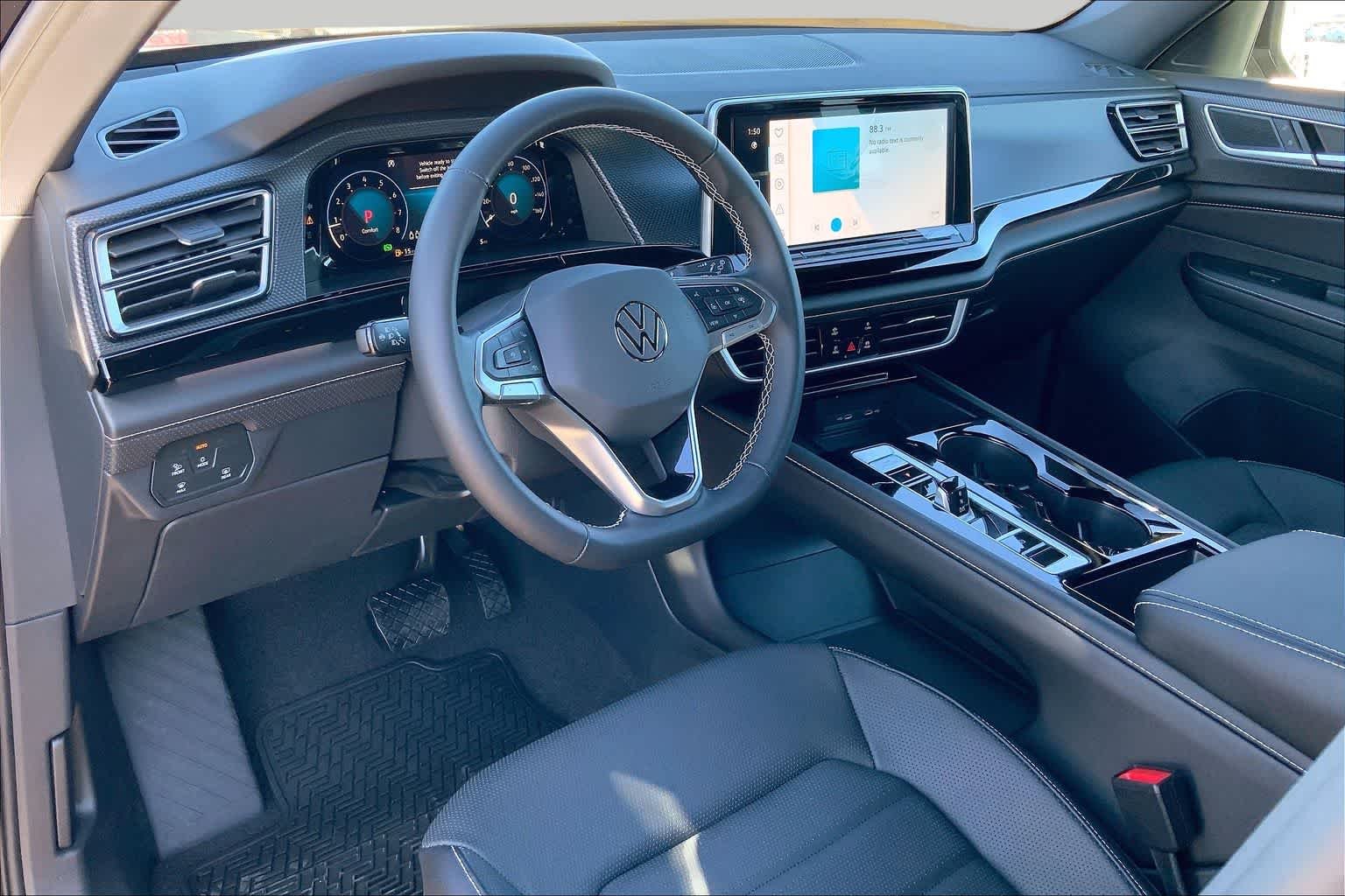 New 2026 Deep Black Pearl Volkswagen 2.0T SEL image 8