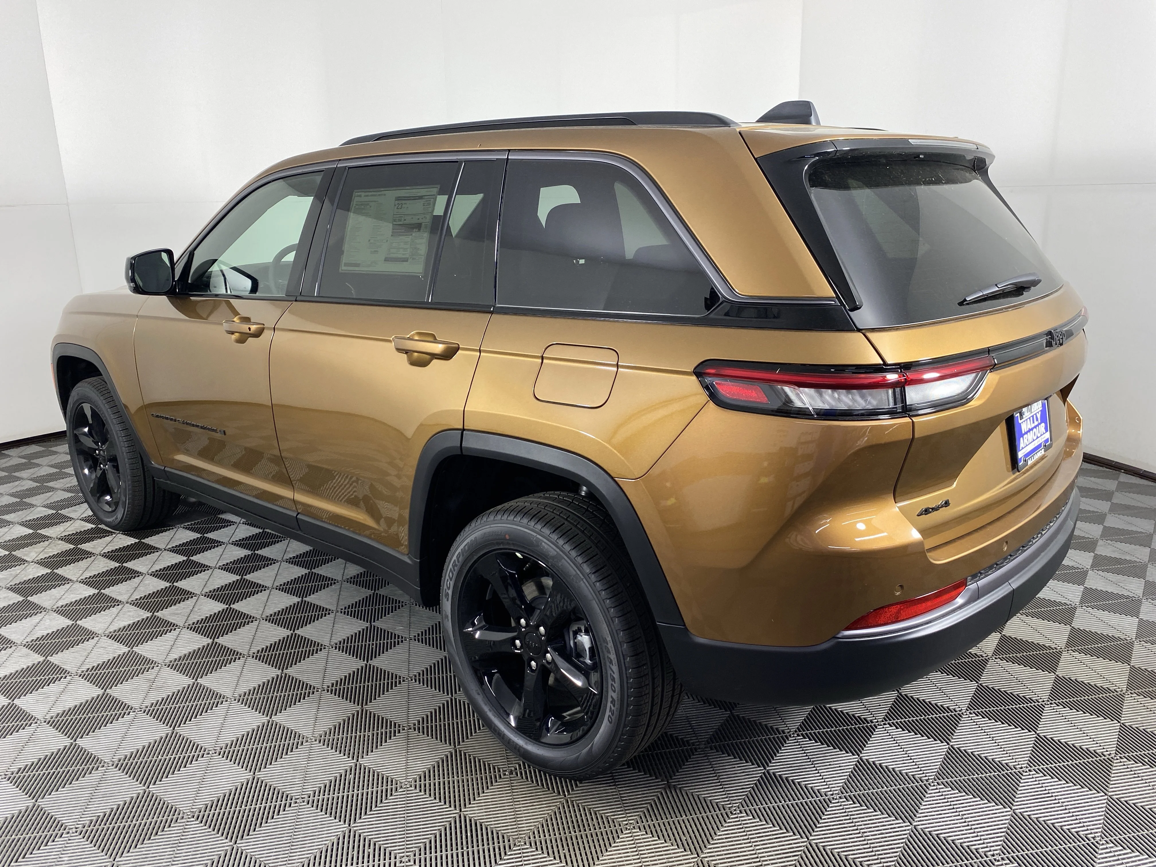 New 2026 Copper Shino Metallic Clear-Coat Exterior Paint Jeep Limited image 10