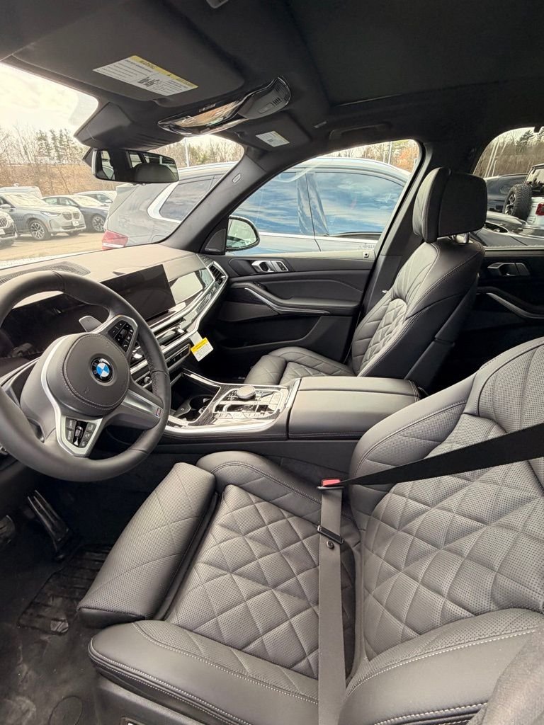 New 2026 Alpine White BMW xDrive40i image 5