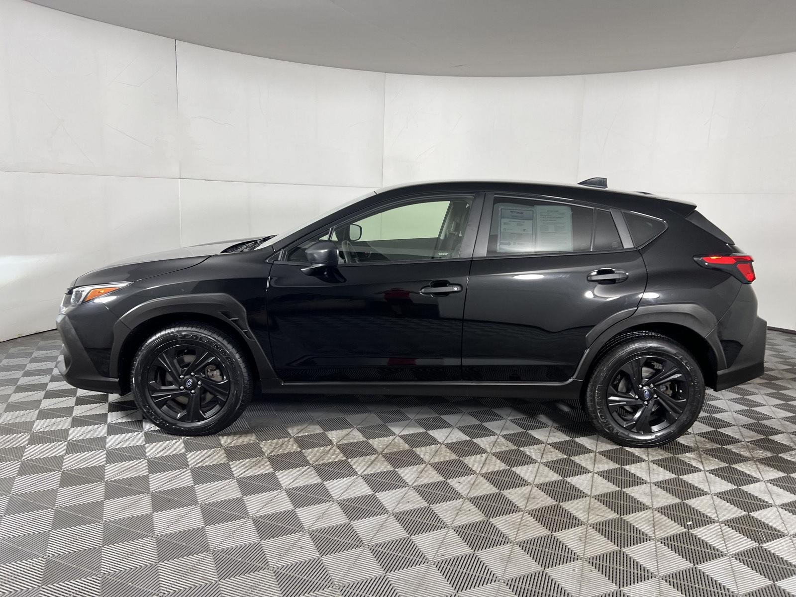 Used 2024 Crystal Black Silica Subaru Base image 15