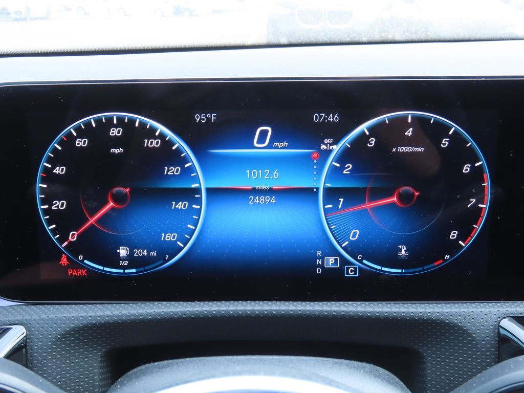 Used 2023  Mercedes-Benz CLA 250 image 19