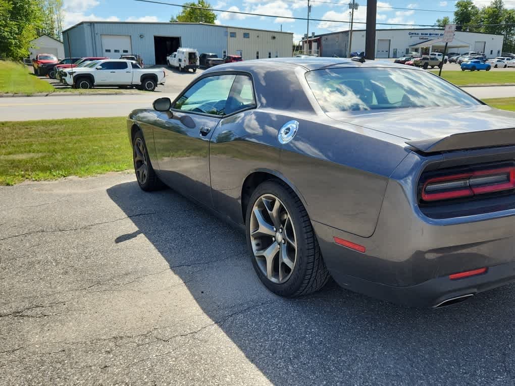 Used 2015 Granite Crystal Metallic Clearcoat Dodge SXT Plus image 5