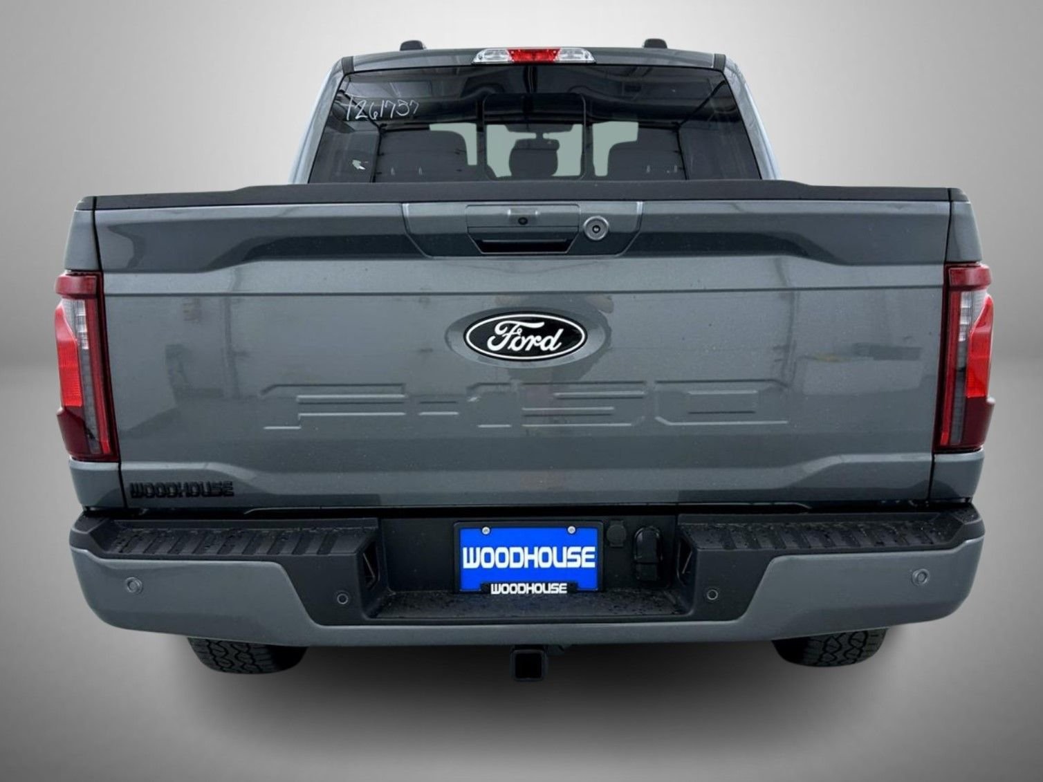 New 2026 Carbonized Gray Metallic Ford XLT image 6