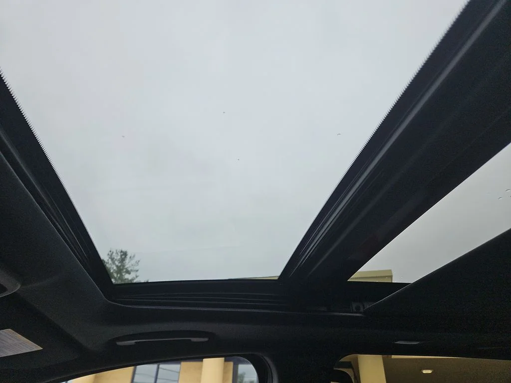 Used 2023 Beige Nissan PRO-4X image 23