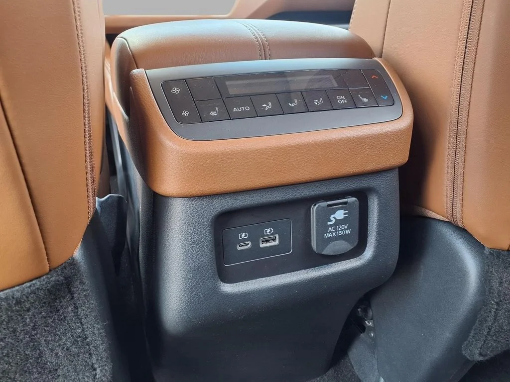 Certified Used 2024 Beige Nissan Platinum image 24