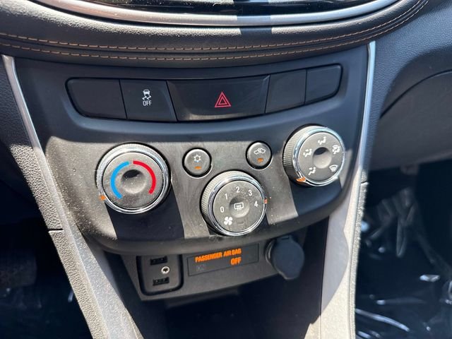 Used 2022 Red Chevrolet LT image 19