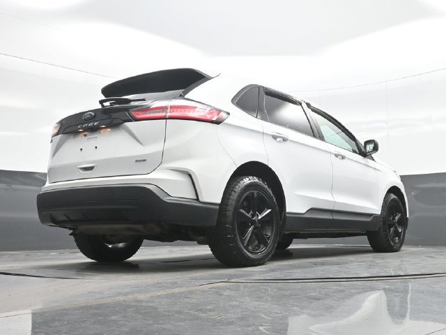 2022 Ford Edge SE - Photo 26