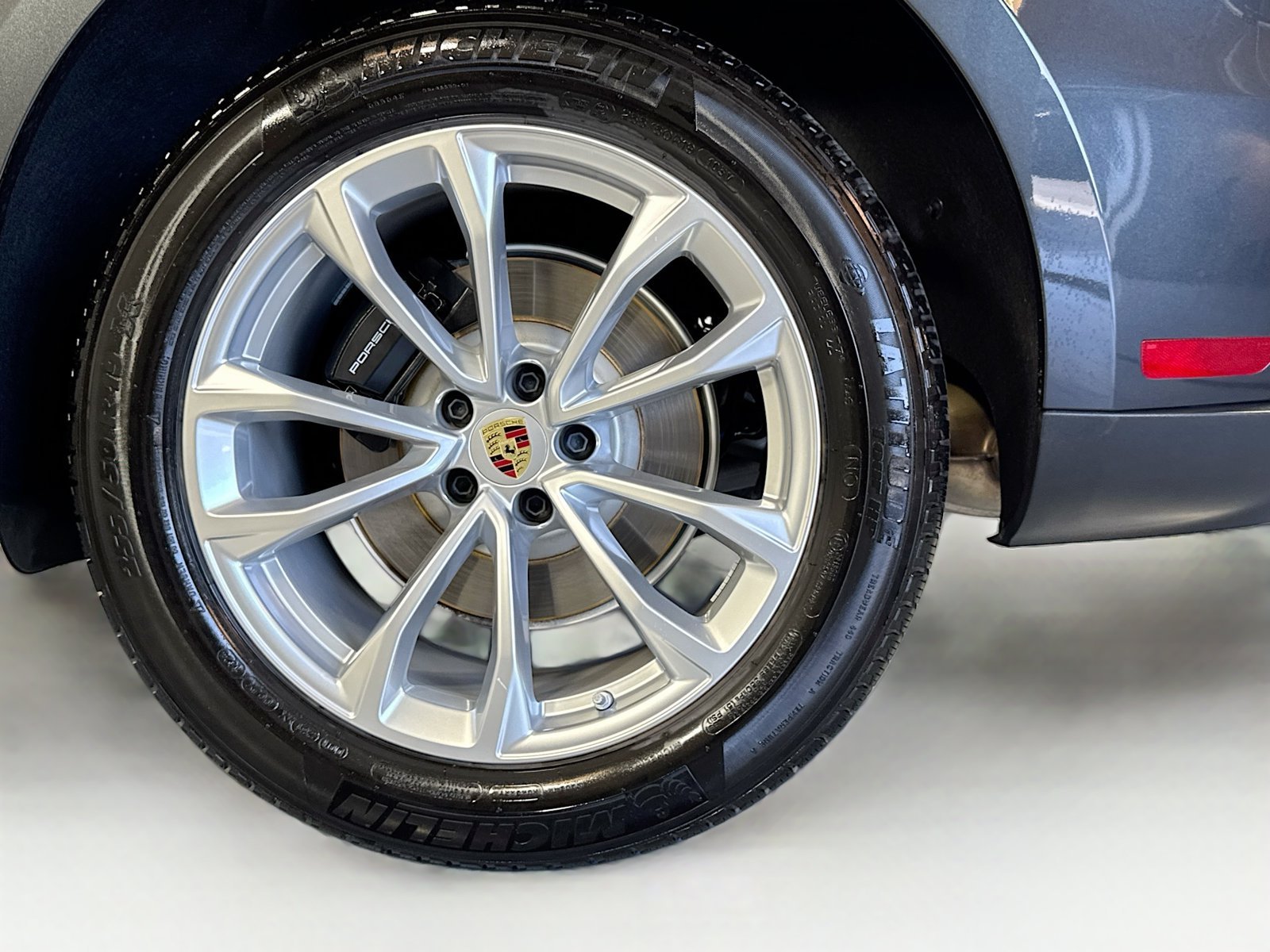 Used 2026 Volcano Grey Metallic Porsche  image 25