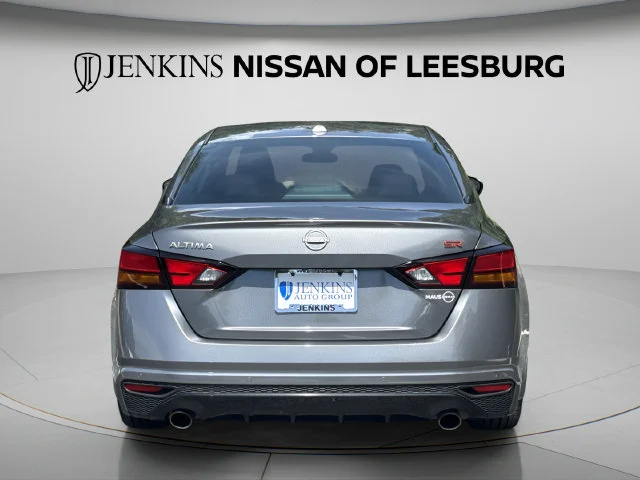 Used 2024 Gray Nissan 2.5 SR image 9