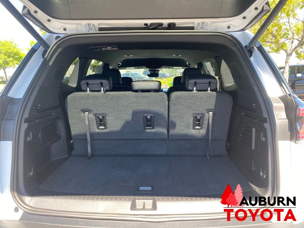 Used 2026 Summit White GMC Elevation image 10