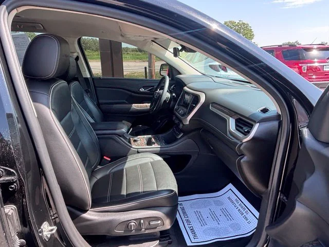 Used 2023 Black GMC Denali image 34