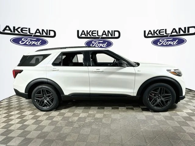 New 2026 Ford Explorer ST-Line