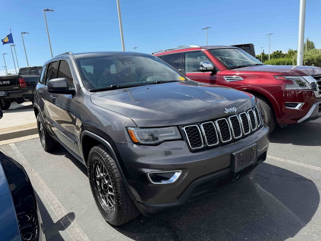 Used 2021 Gray Jeep Laredo E image 2