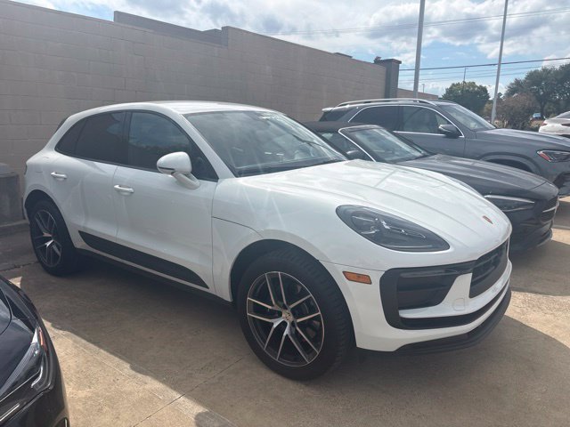 2025 Porsche Macan